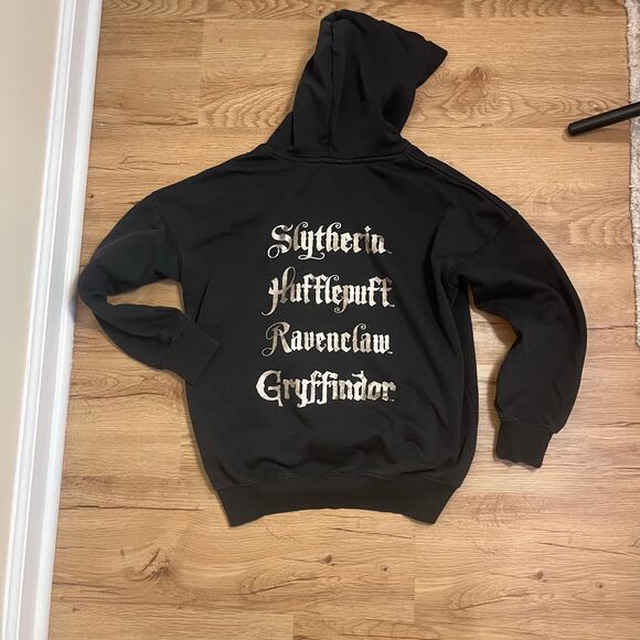 H&M Kids Harry Potter Hogwarts Seal Hoodie Black Size 8-10 - Picture 7 of 8
